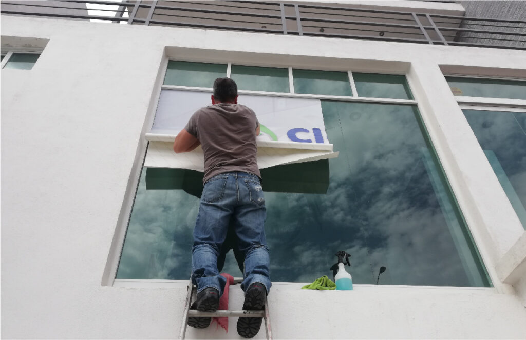CLEAN - INSTALACION DE VINILES - NAGUAL CREATIVO-16 (1)