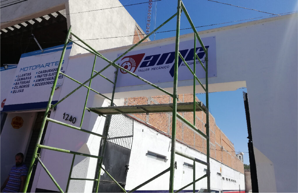 AMC - INSTALACION DE VINILES, INSTALACION DE LONAS - NAGUAL CREATIVO (3)