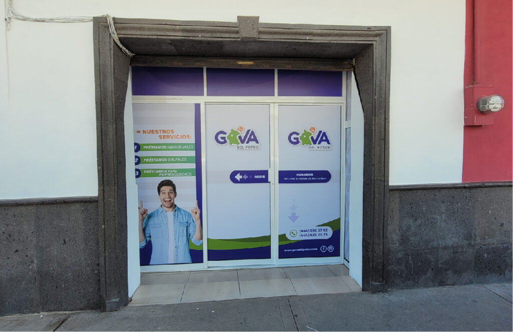 GOVA - INSTALACION DE VINIL - NAGUAL CREATIVO (2)