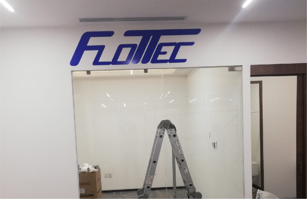 FLOTTEC - INSTALACION DE VINIL - NAGUAL CREATIVO (2)
