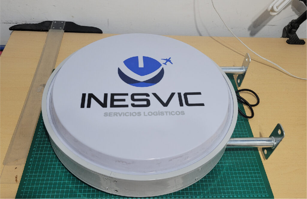 INESVIC - INSTALACION DE VINIL - NAGUAL CREATIVO (2)