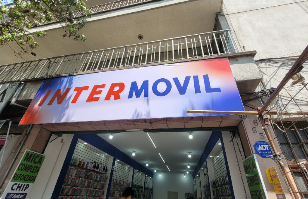 INTERMOVIL - INSTALACION DE VINIL - NAGUAL CREATIVO (1)