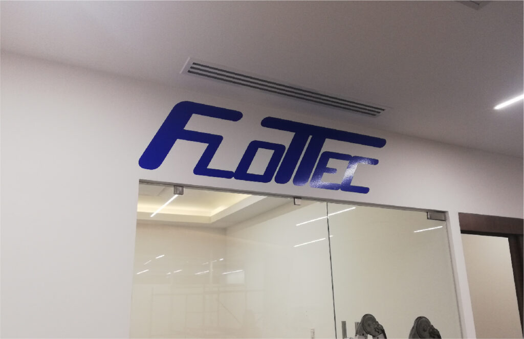 FLOTTEC - INSTALACION DE VINIL - NAGUAL CREATIVO (1)